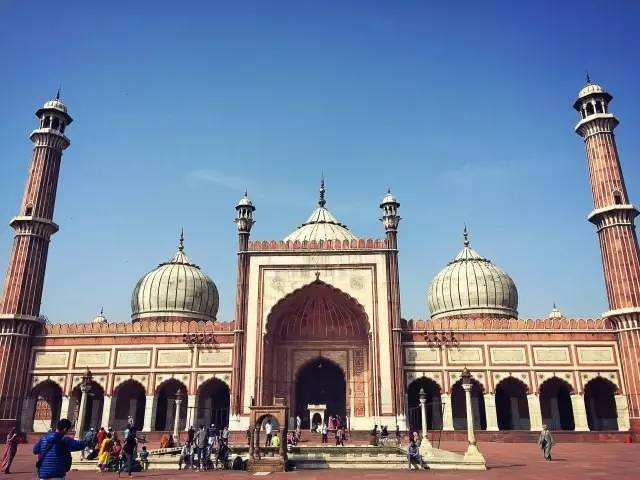 之后参观印度最大的清真寺【贾玛清真寺jama masjid(游览时间不