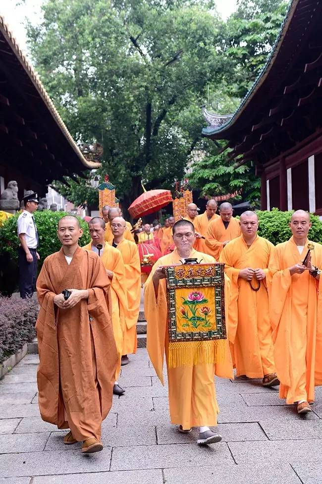 明生大和尚宣说 ▏广州光孝寺二0一七年水陆法会上堂法语