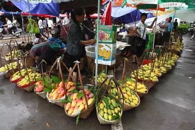 活动,花腰傣民族文化活动 时间:每年新历9月(为期五天) 地点:华宁县