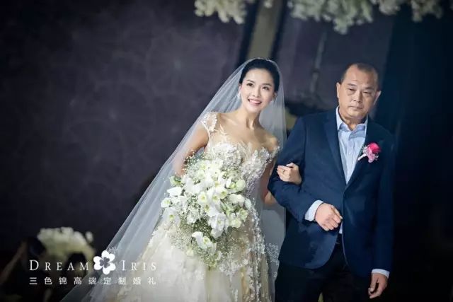 王洋郭威婚纱照_王洋郭威