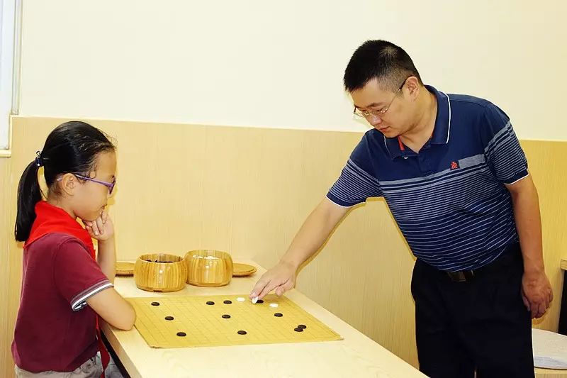 围棋起源于中国,蕴含着中华文化的丰富内涵,它是中国文化与文明的体现