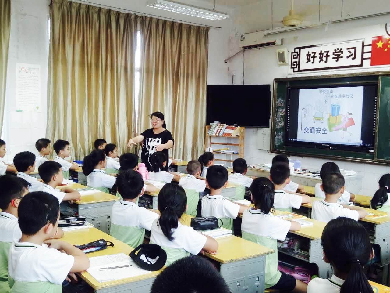 横溪镇中心小学多举措推进学校安全工作