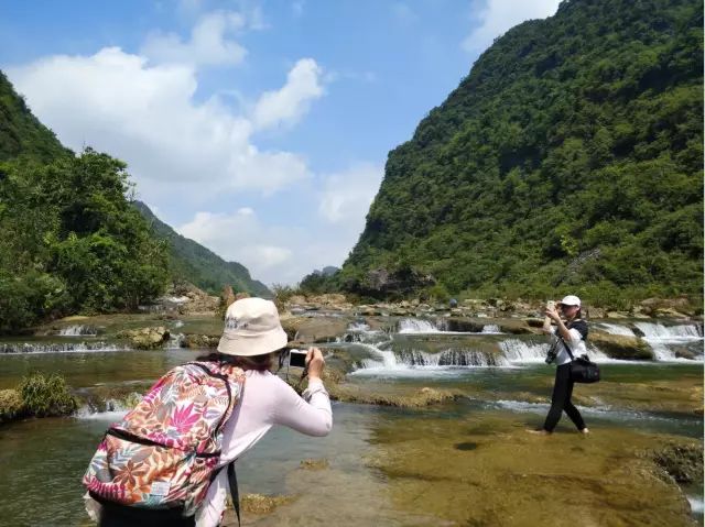 鹿寨有多少人口_事发鹿寨城南金鹿步行街口 红婴幼儿园旁 鹿寨人可要上心了