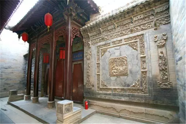 只留下来一处,即现在周家大院民俗博物馆,依然是陕西最具盛名的秦商