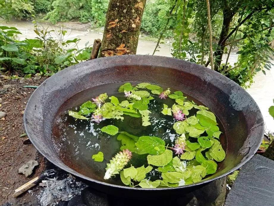 揭秘| 这是一篇有味道的推送,体验大锅温泉"煮人肉"