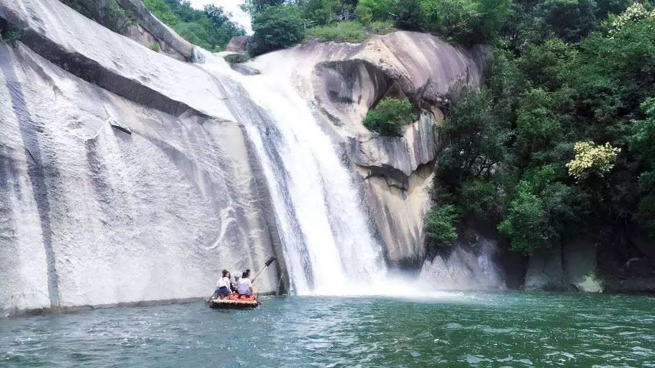 西峡旅游局联合各大景区推出" 教师节福利!