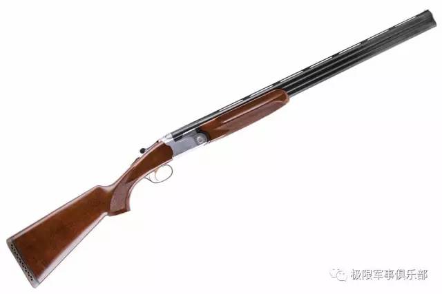 双管霰弹枪(英语:double-barreled shotgun,或称双管猎枪),是一种有