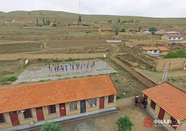 海原县曹洼乡常住有多少人口_海原县曹洼中学图片(3)