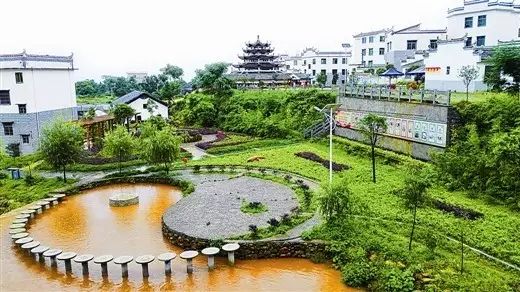 贺州市富川瑶族自治县柳家乡下湾村