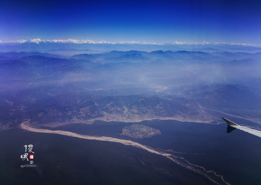 航拍喜马拉雅(拉萨到尼泊尔)