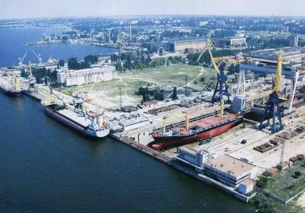 尼古拉耶夫造船厂