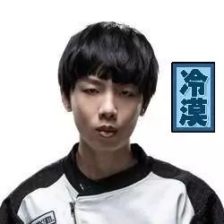 no.11clearlove7&奥特曼这张表情包p的可谓是毫无违和感啊!大佬大佬!