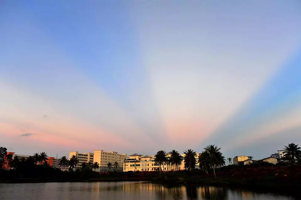 琼台师范学院