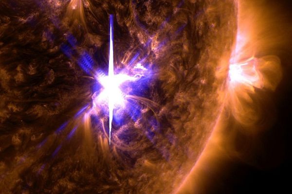 太阳本周爆发一系列耀斑:含本周期内最大规模的一次