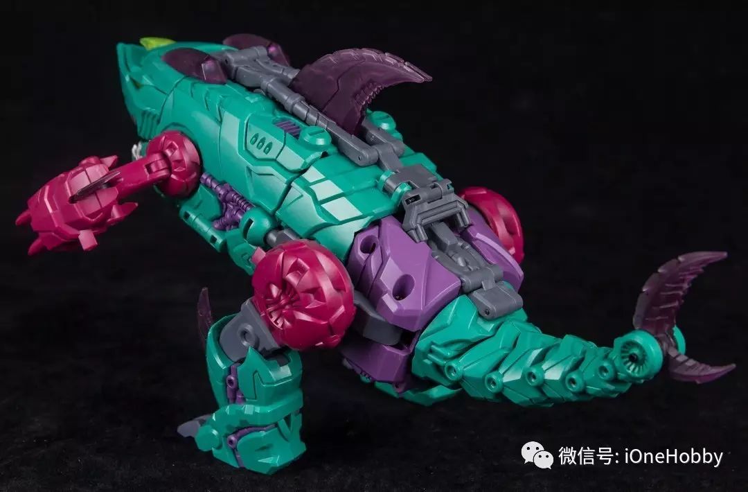 tfc toys 巨齿鲨(狂咬) 评测 | 变形金刚 海底狂魔·波塞冬大合体