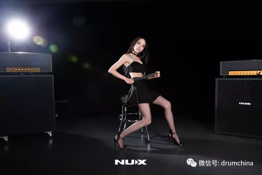 著名人气鼓手雅妍ayeon加入nux乐器形象代言人