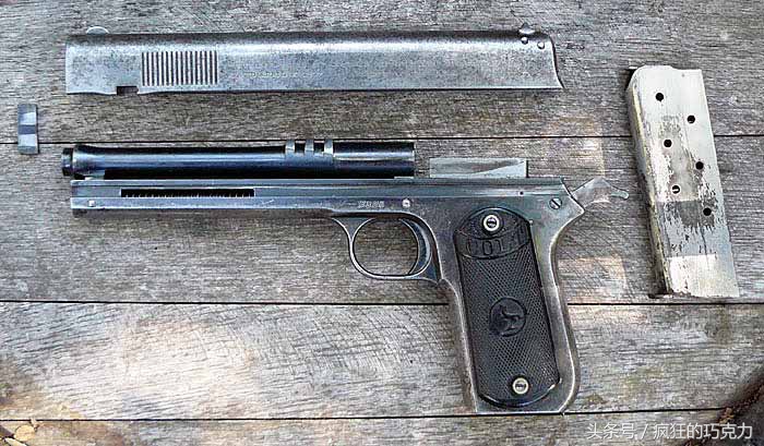 勃朗宁设计的第一款半自动手枪柯尔特m1900手枪