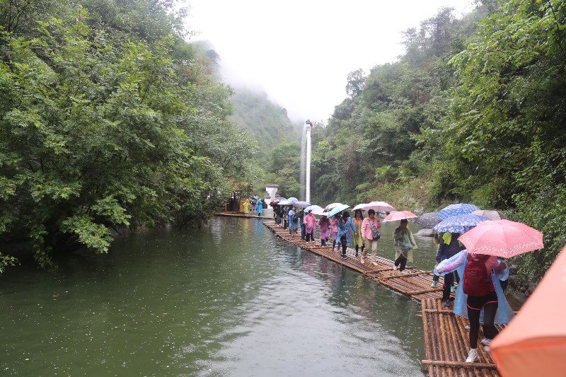 桃花溪景区开园 平利旅游再添新去处