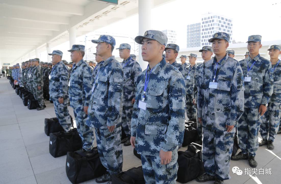 大学生士兵占总人数的28%,武警部队200余人;中央军委后勤保障部直属