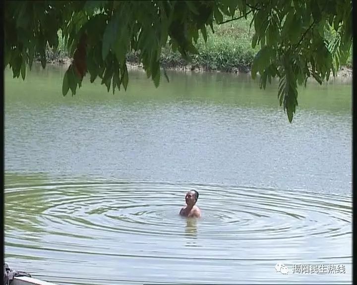 欢喜:普宁南溪以前的臭水沟现在可以游泳了