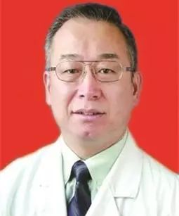 杨 跃 北京大学肿瘤医院主任医师,全国知名胸部肿瘤外科专家.