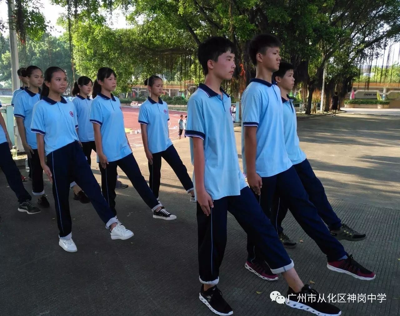 2017学年神岗中学军训(一):用热血挥写青春的篇章