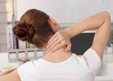 【百合健康】肩颈瘀堵使脖子越来越粗,及时疏通避免