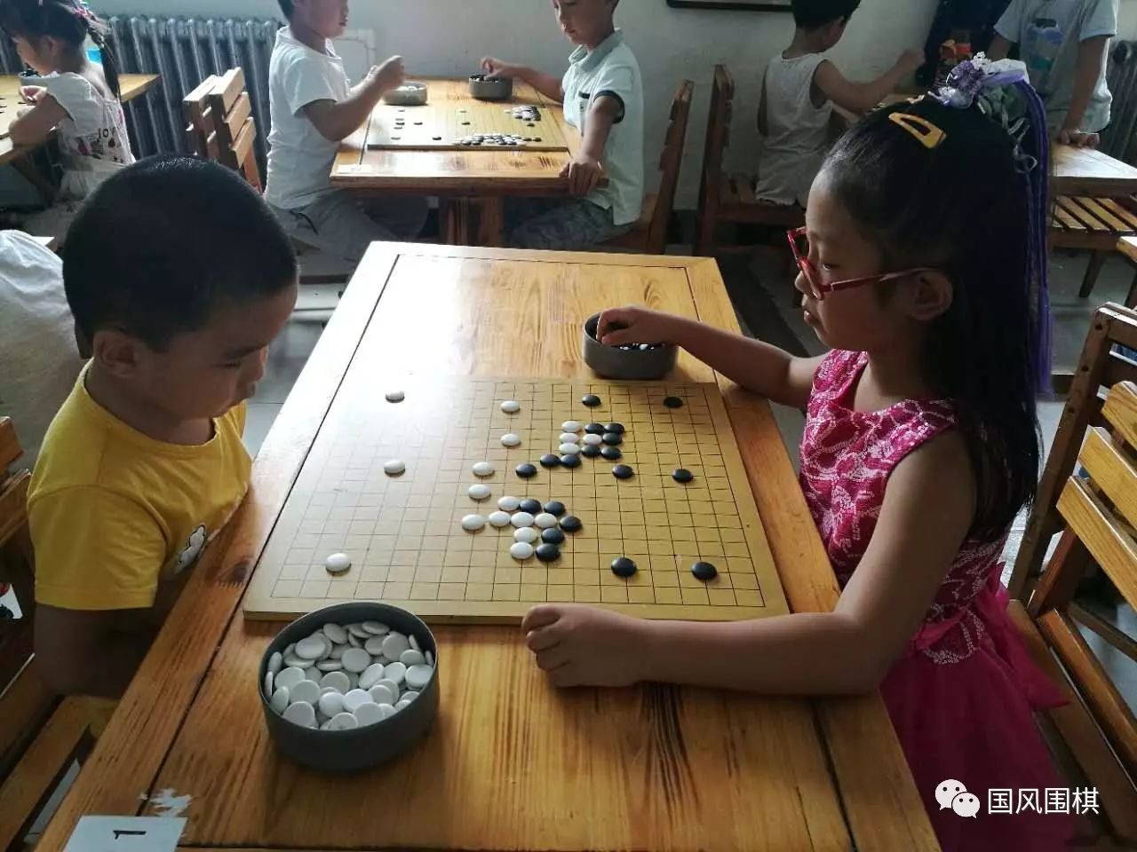 我与依诺的围棋之缘一个妈妈眼中的国风梁老师