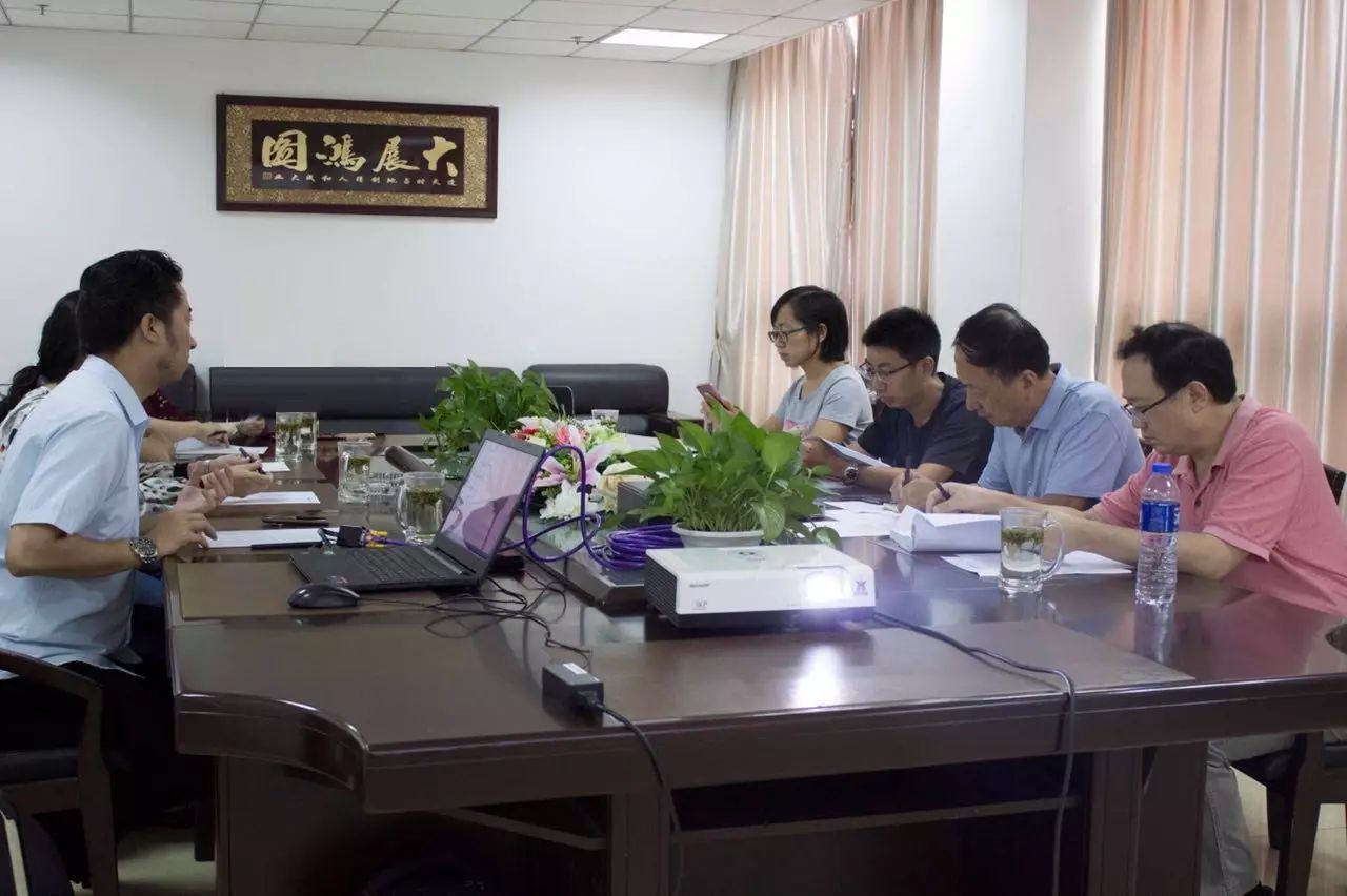 江苏工程咨询中心评审小组莅临桐城市电子商务