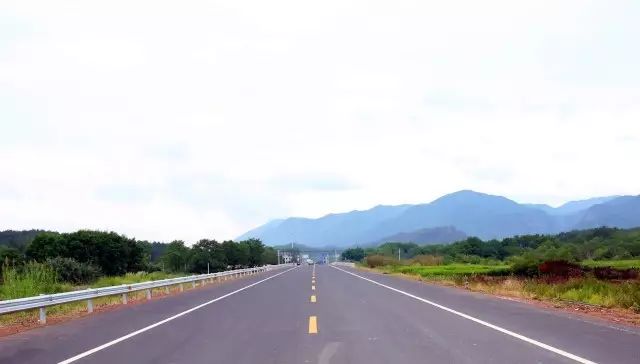 快看!天台又一条"美丽公路"竣工通车.