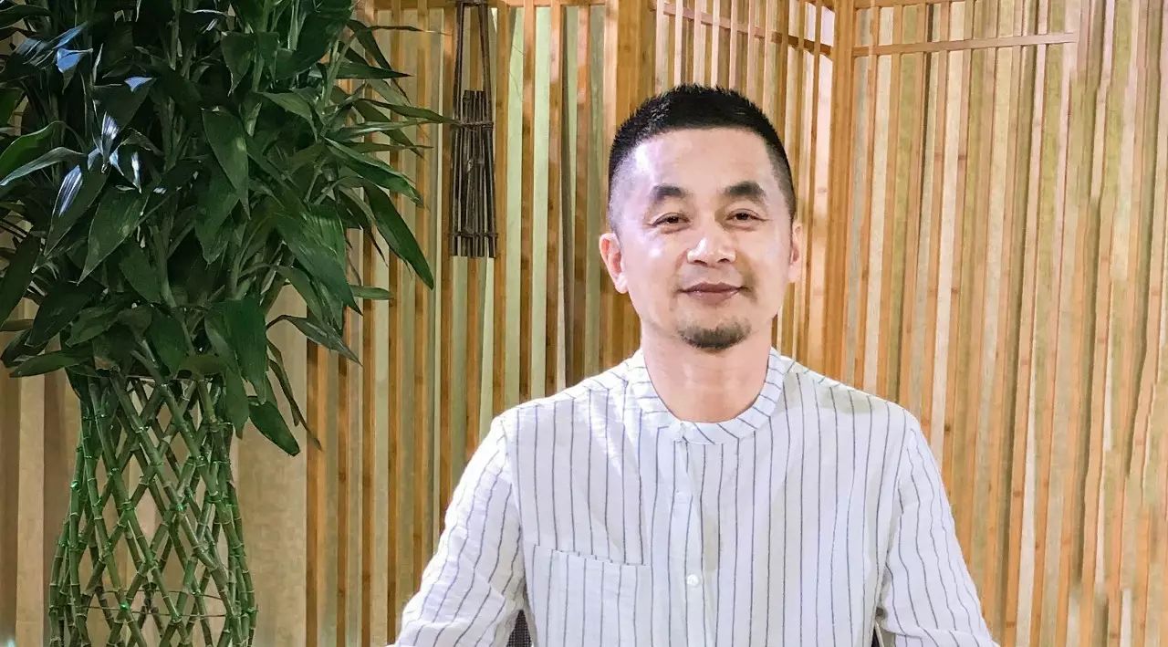 小小艺术家创始人,合一创意—杨宝志这位儒雅淡定又不失"蜡笔小新