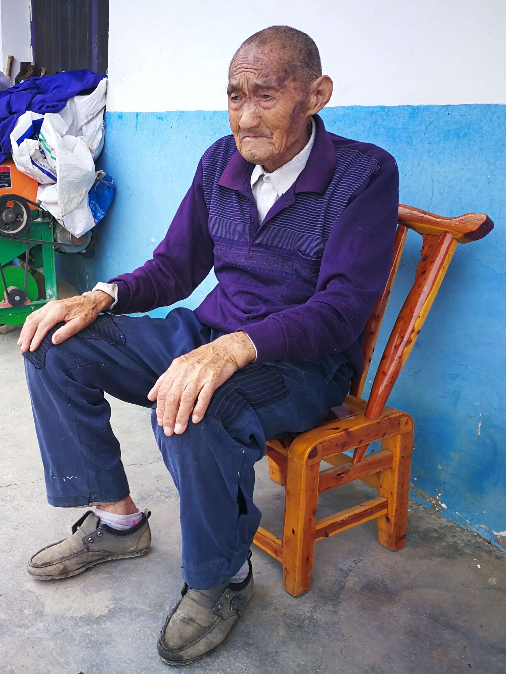 农村留守老人 在贫困与寂寞中老去_甘肃频道_凤凰网