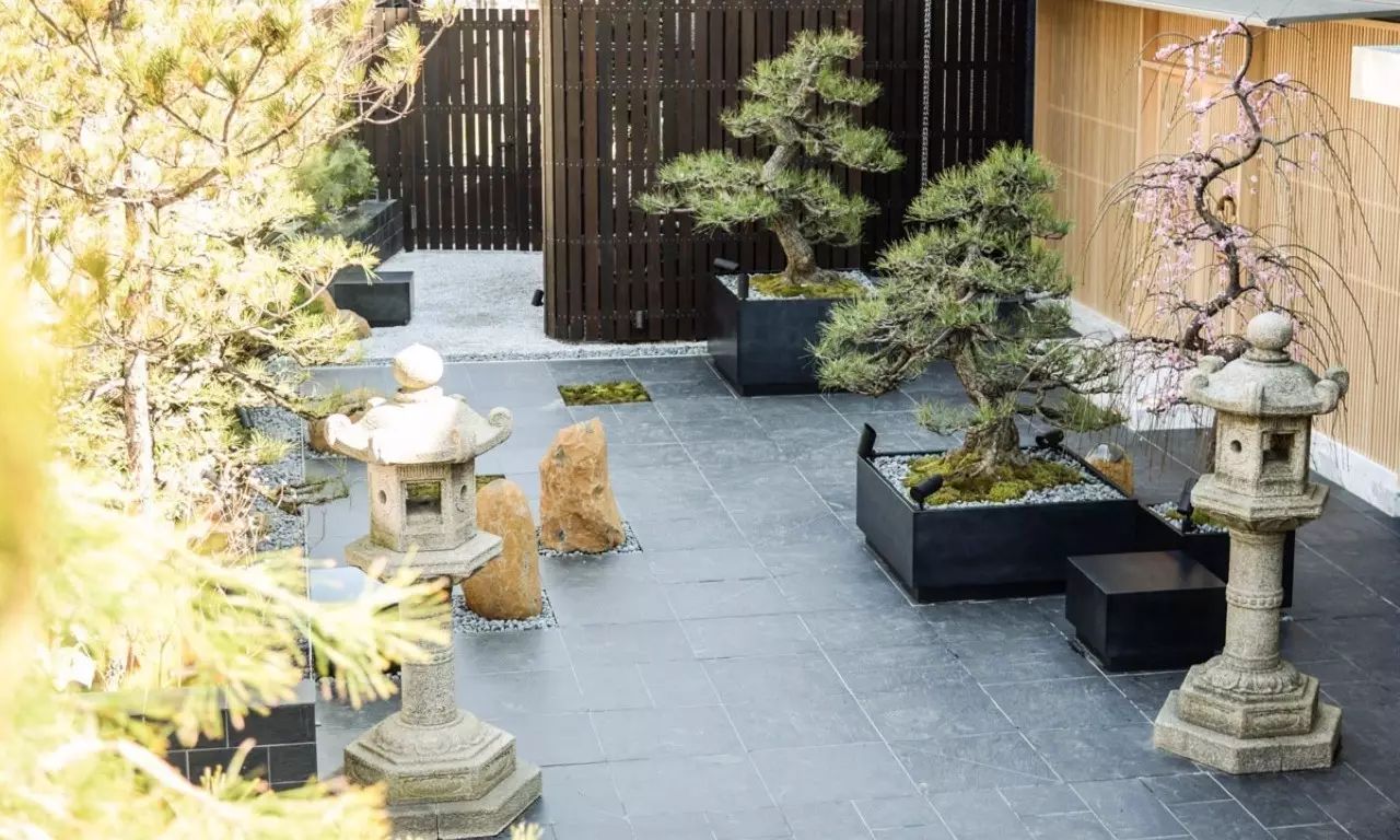 这个日式古风庭院，聚集了最前卫、潮流的品牌_搜狐时尚_搜狐网