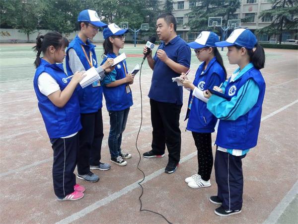 宝鸡市陈仓园初级中学副校长王宏科向新华小记者畅谈育人理念