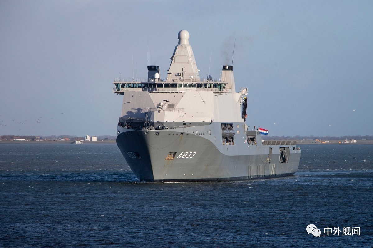 荷兰皇家海军两栖支援舰驰援加勒比