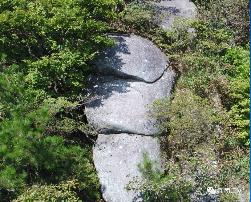 航拍:幕阜山惊现龙骨石,传说中的神奇景点被发现