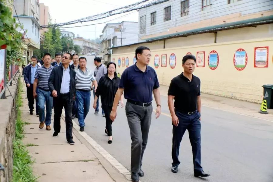 区委书记夏俊松到双龙青云茨坝街道调研