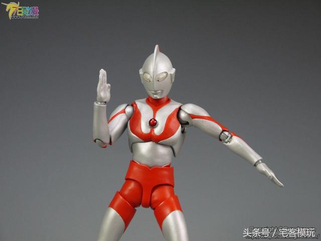 78民间测评:shf ultraman 初代奥特曼 c-type