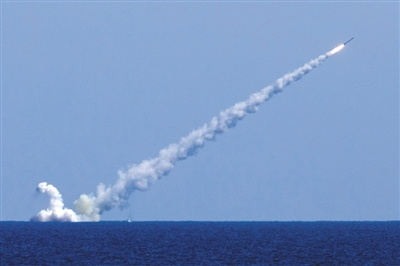 俄7枚潜射导弹打击"伊斯兰国"目标