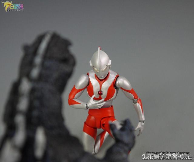 78民间测评:shf ultraman 初代奥特曼 c-type