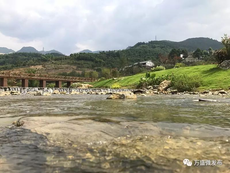 【旅游"十里河滩,梦里水乡—万盛鱼子岗蜕变照惊艳你的双眼!