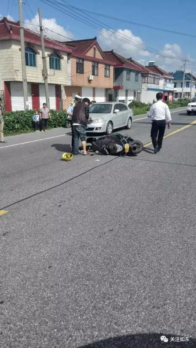 今天上午,如东火车站发生车祸,小孩受伤.