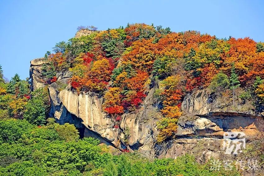 宽甸天华山|妖娆,婀娜多姿的"五花山"