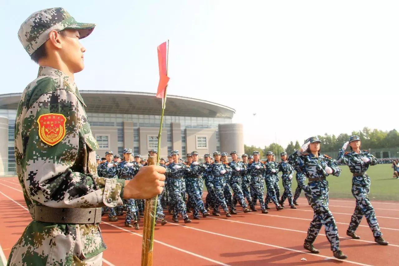 阅兵风采回顾亮剑时刻教官们愿我们未辜负你们的期望