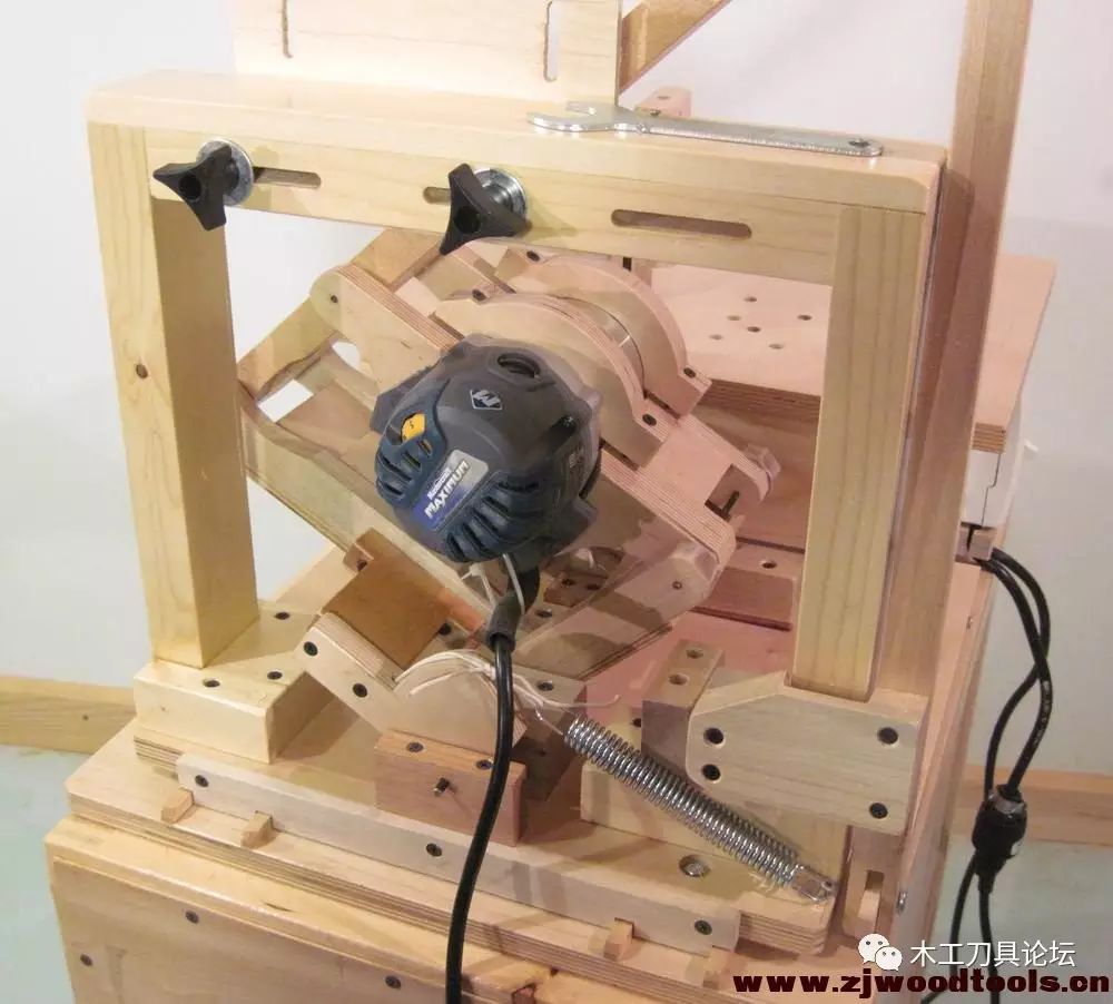 国外木工高手制作的电木铣仿形机开榫机组图,关键还是