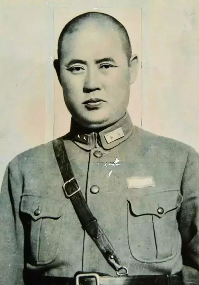 1933年的长城抗战,傅作义更是带领由三晋子弟组成的35军,开赴抗日前线