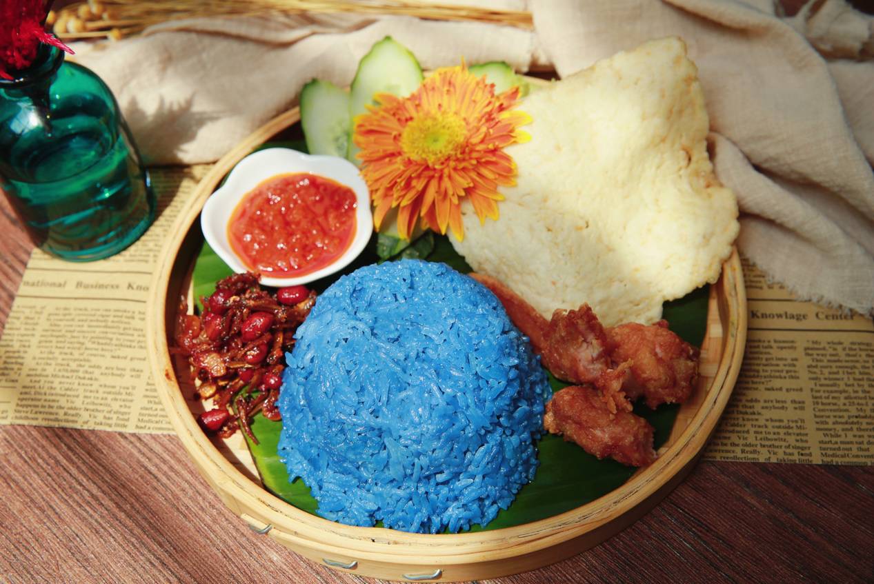 广西壮族三月三，吃五色糯米饭，色彩全来自植物染色，绝了|糯米饭|壮族|五色_新浪新闻