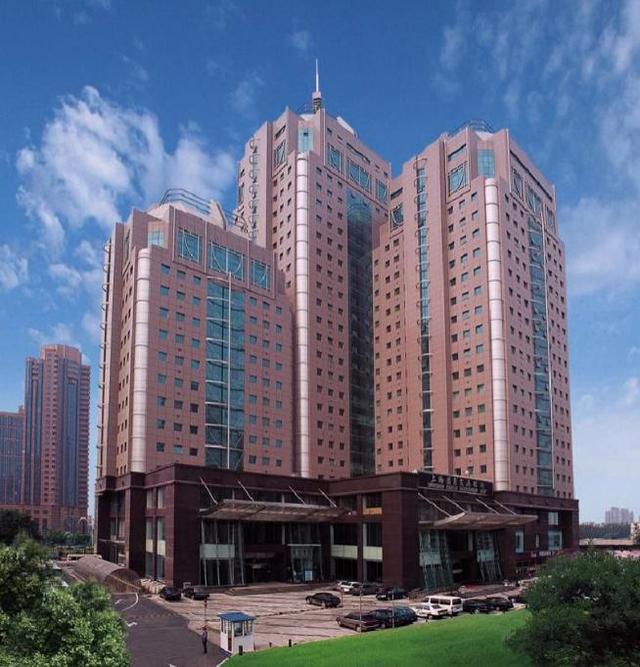 集团)成立于1993年,系股份制集团公司,总部位于北京亚运村远大中心