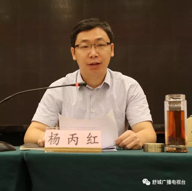 百家企业要和县委县政府一起为全县人民做件大事!