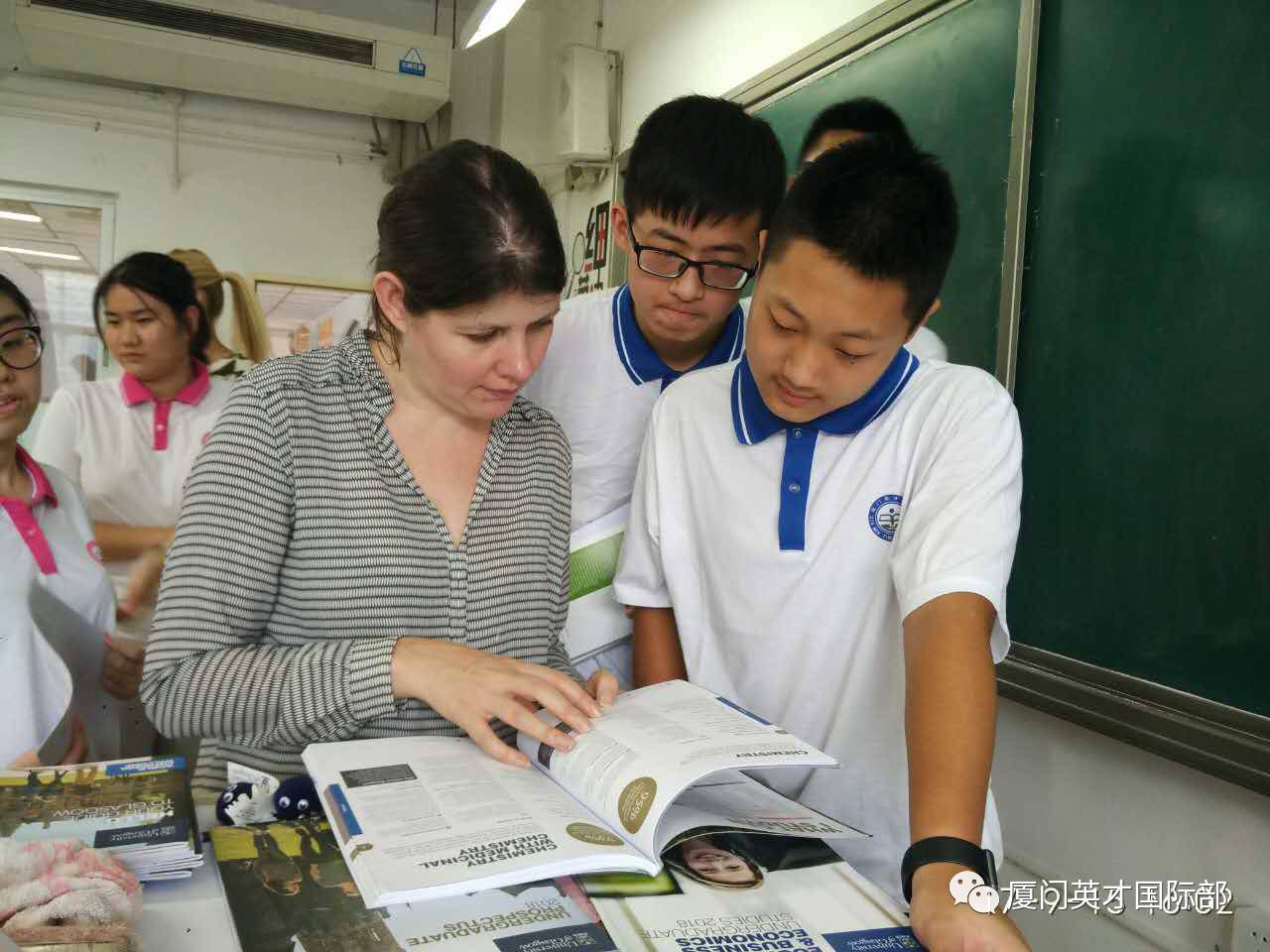 英国六所大学招生官来访厦门英才学校国际中心